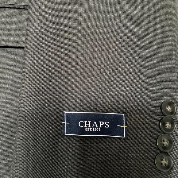 Men's 42L CHAPS Medium Grey Suit. - Picture 4 of 10